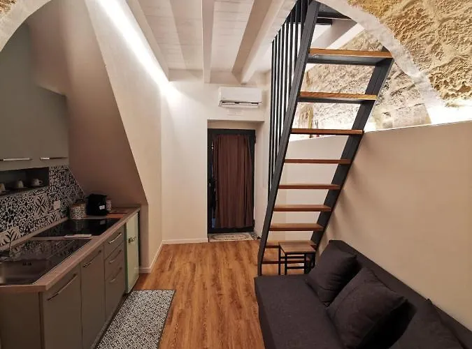 Corte San Triggiano 13 Citta Vecchia, * Бари