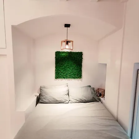 Corte San Triggiano 13 Vecchia, Apartamento Bari