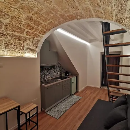 Corte San Triggiano 13 Vecchia, *