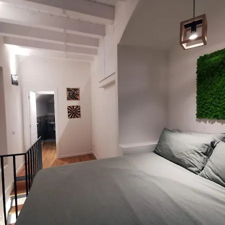 Corte San Triggiano 13 Vecchia, * Bari