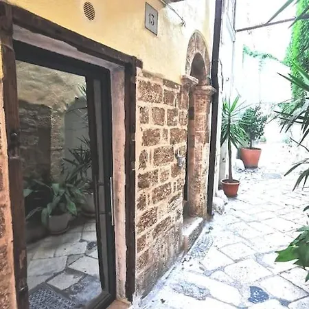 Apartament Corte San Triggiano 13 Citta Vecchia, *